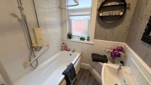 Photo 8- click for photo gallery